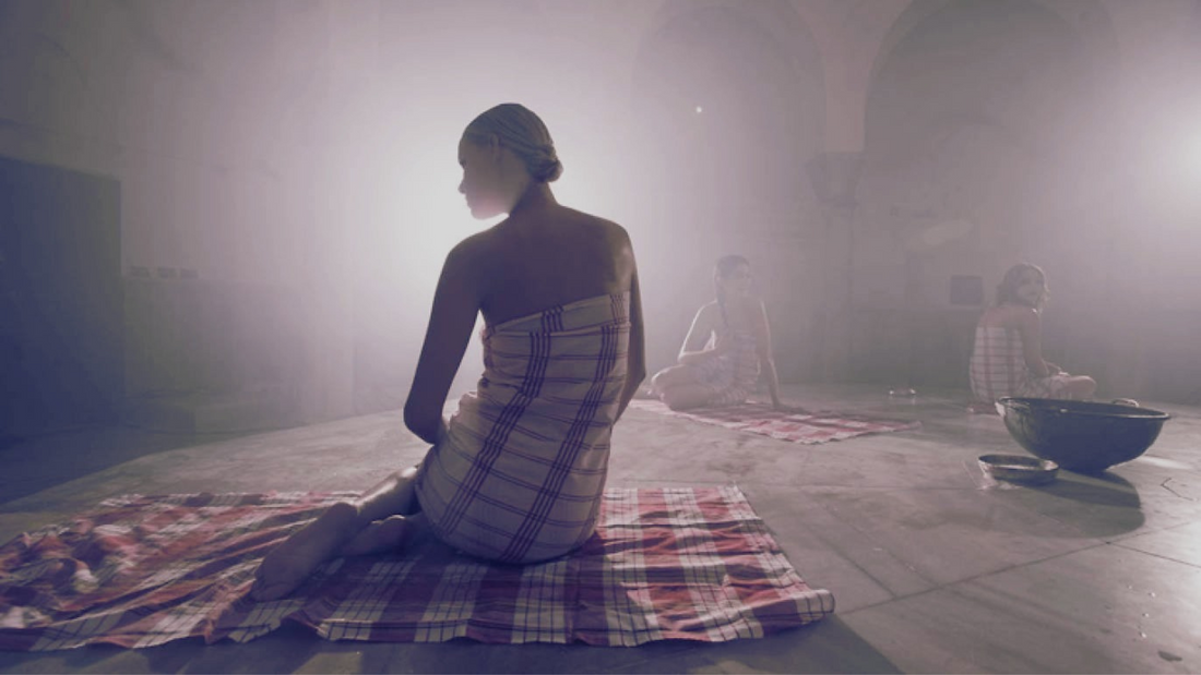 Women in Turkish hammam