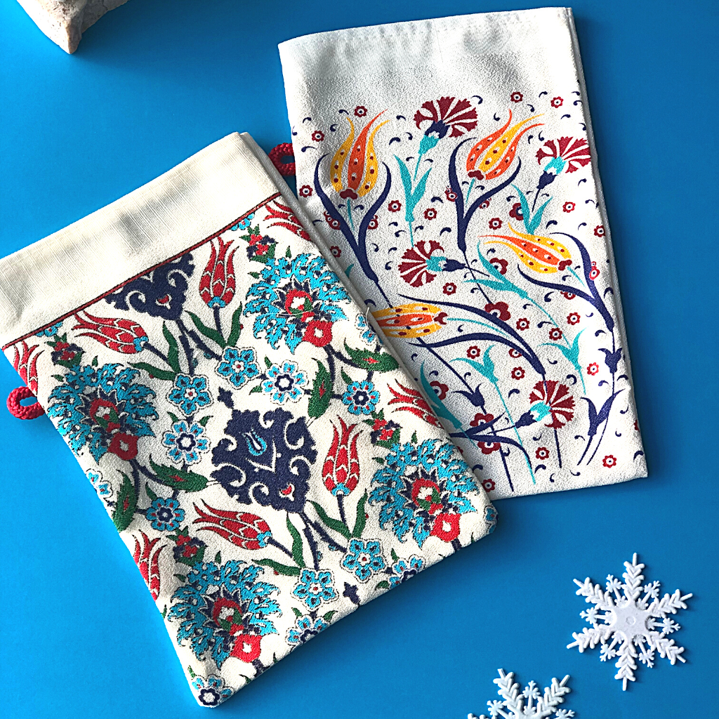 CARNATION Turkish Bath Mitt