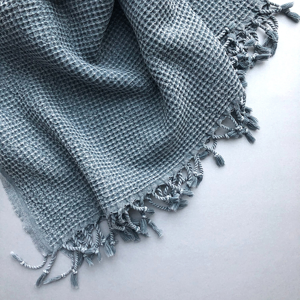 WAFFLE Turkish Towel in grey